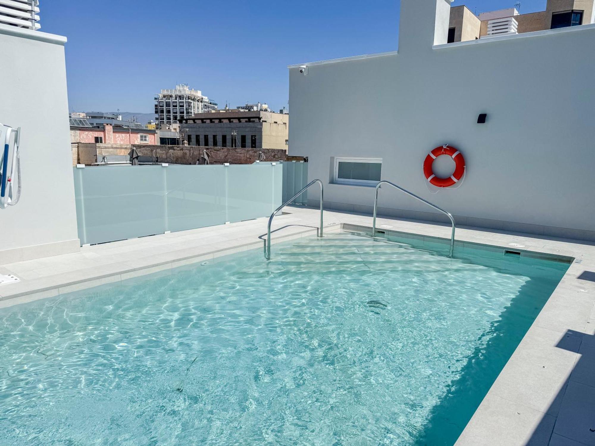 Torreluz Suites Almeria Ngoại thất bức ảnh